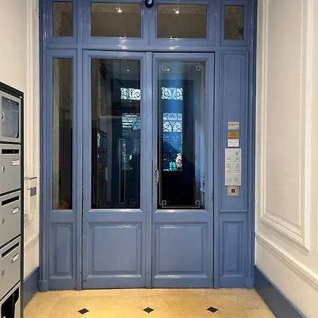 Au Coeur De Marais Dans Centre De 아파트 *