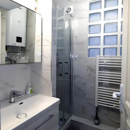 Au Coeur De Marais Dans Centre De Apartamento *